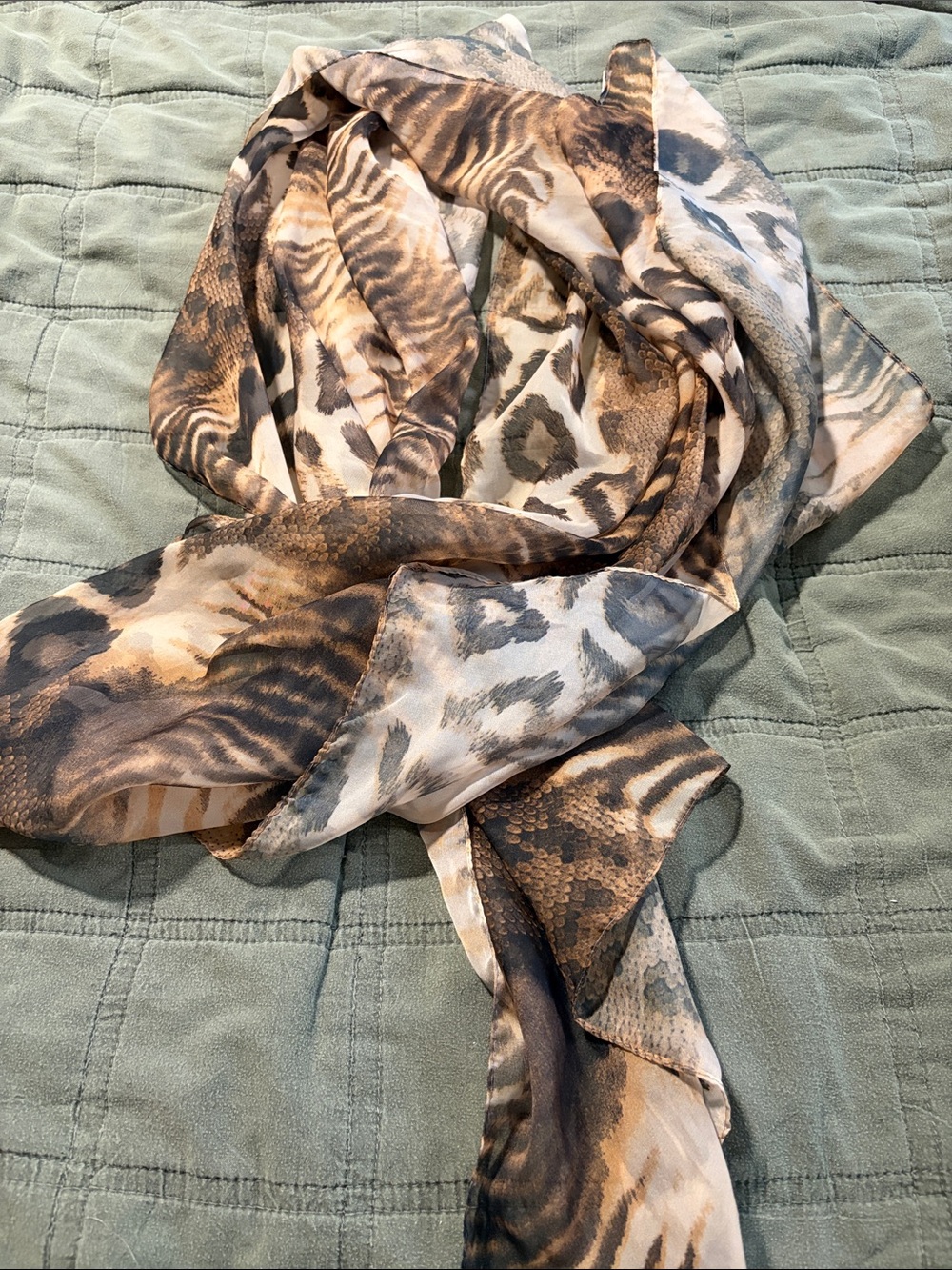 Reptile Habitat Decorative Sheer Scarf in Brown and Cream - Unbranded